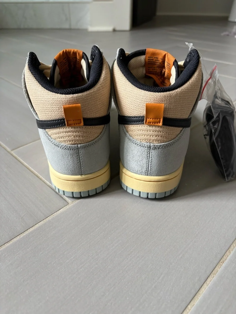 Nike Dunk Hi SE “Hemp Hoops” Sneakers in Beige, Pale Blue & Black | 2023